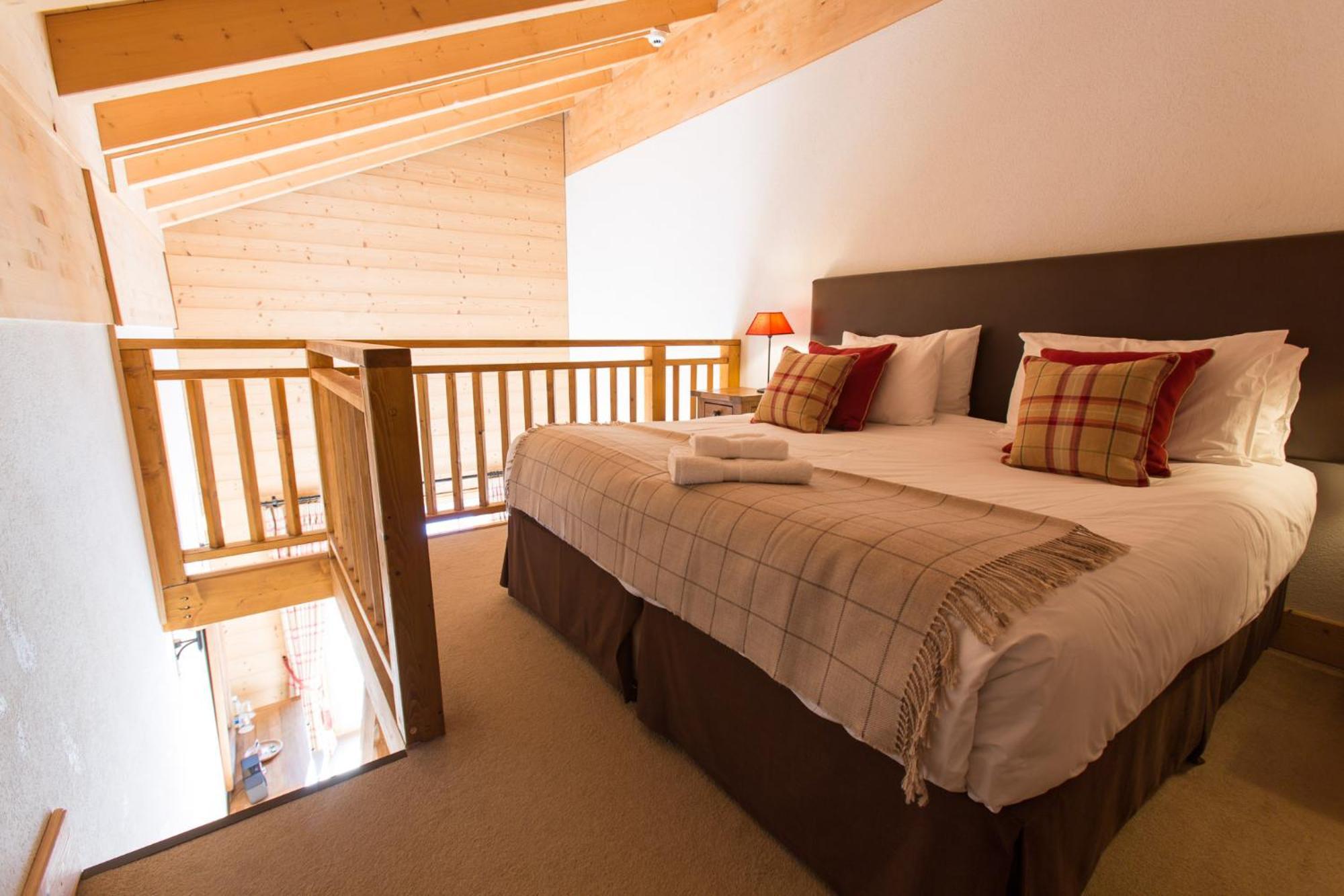 Mountain Lodge, Hotel